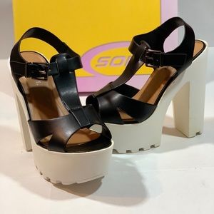 SODA heels NEW in box Wedges platforms
